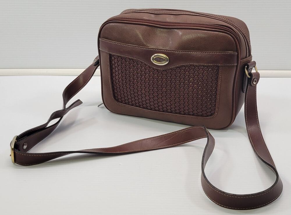 Vintage Carryland Woman Brown Crossbody Fashion Travel Bag